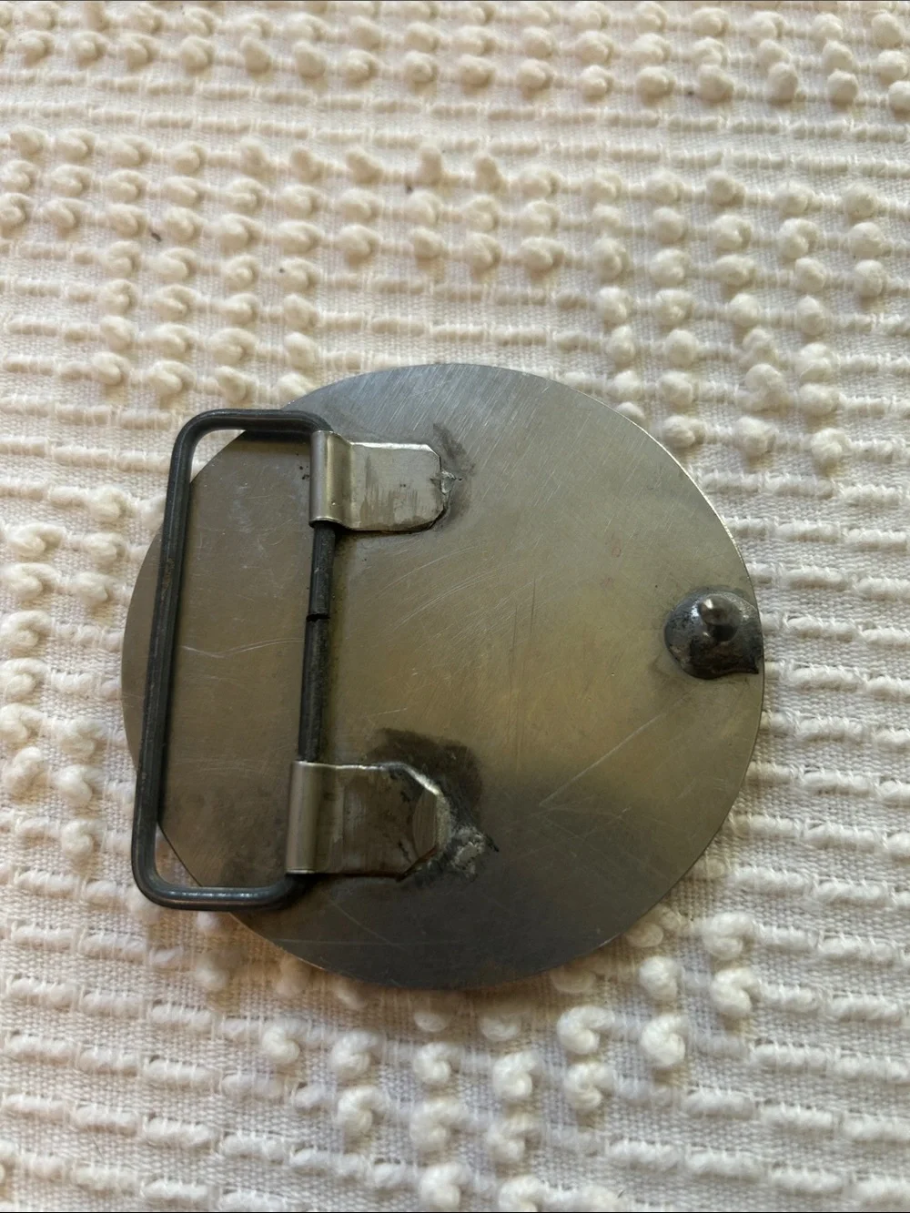 N/A circular brooch